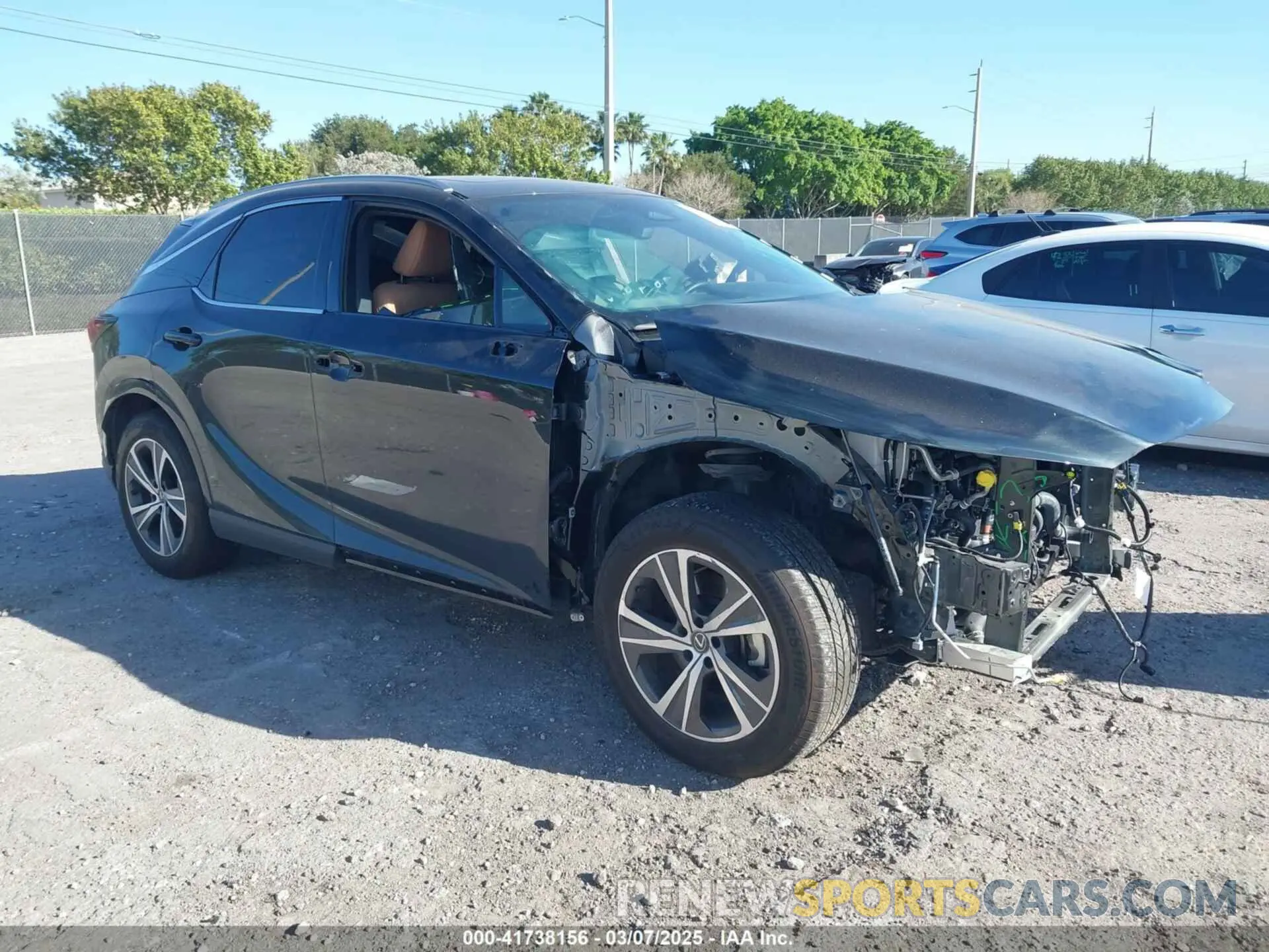 21 fotografías del automóvil dañado JTJCHMAA3R2018477 LEXUS RX 350 2024