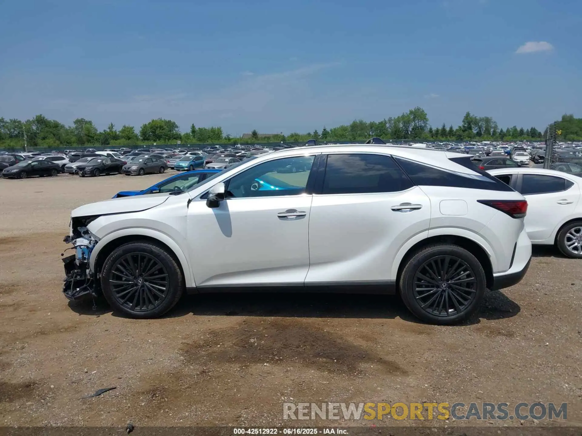 14 fotografías del automóvil dañado 2T2BAMCA4SC089559 LEXUS RX 350 2025