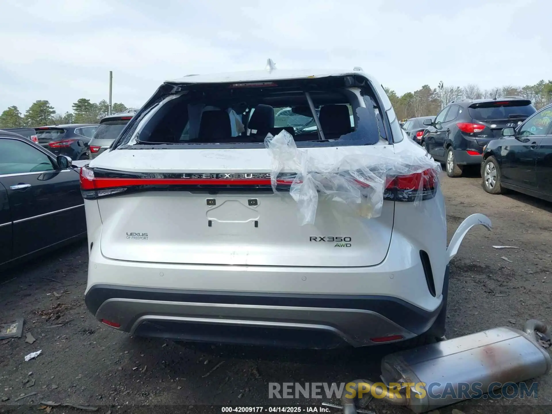 16 fotografías del automóvil dañado 2T2BAMCA7SC095145 LEXUS RX 350 2025