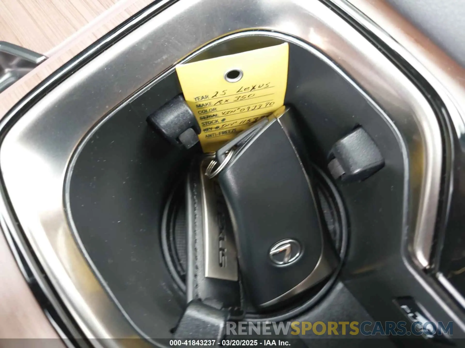 11 fotografías del automóvil dañado 2T2BAMCAXSC093390 LEXUS RX 350 2025