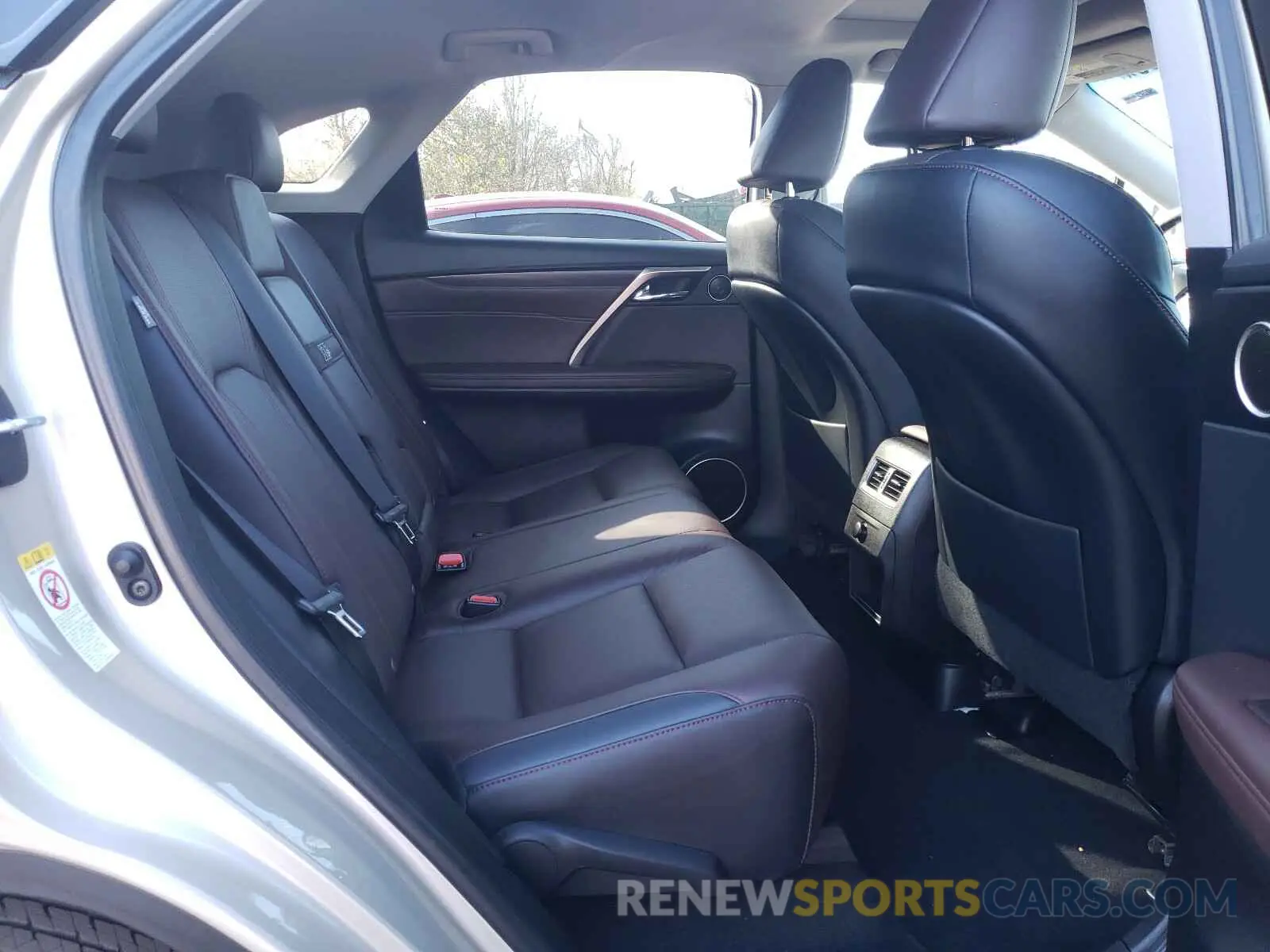 6 fotografías del automóvil dañado 2T2BZMCA1KC206992 LEXUS RX 350 BAS 2019