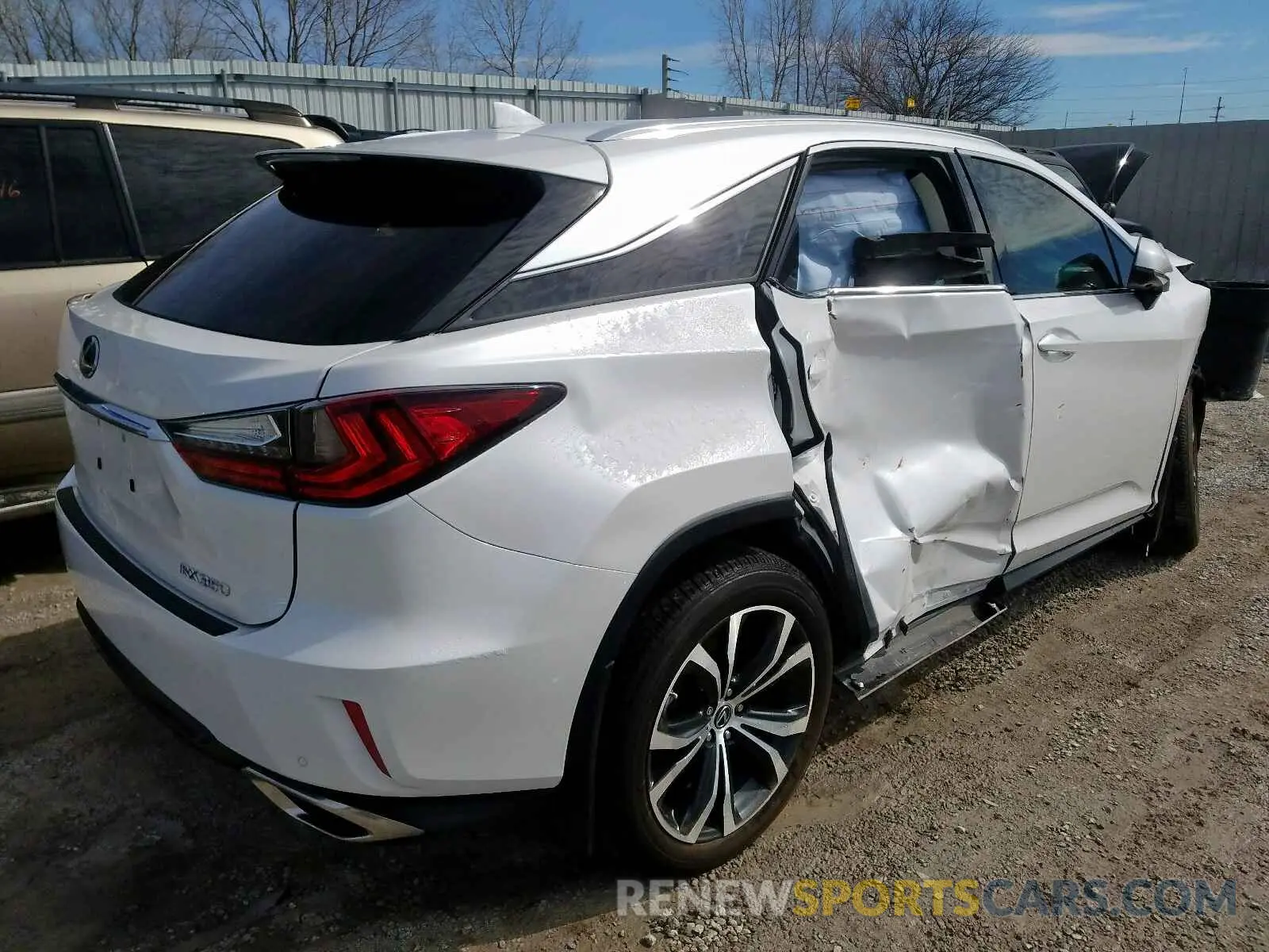 4 fotografías del automóvil dañado 2T2BZMCA2KC193217 LEXUS RX 350 BAS 2019