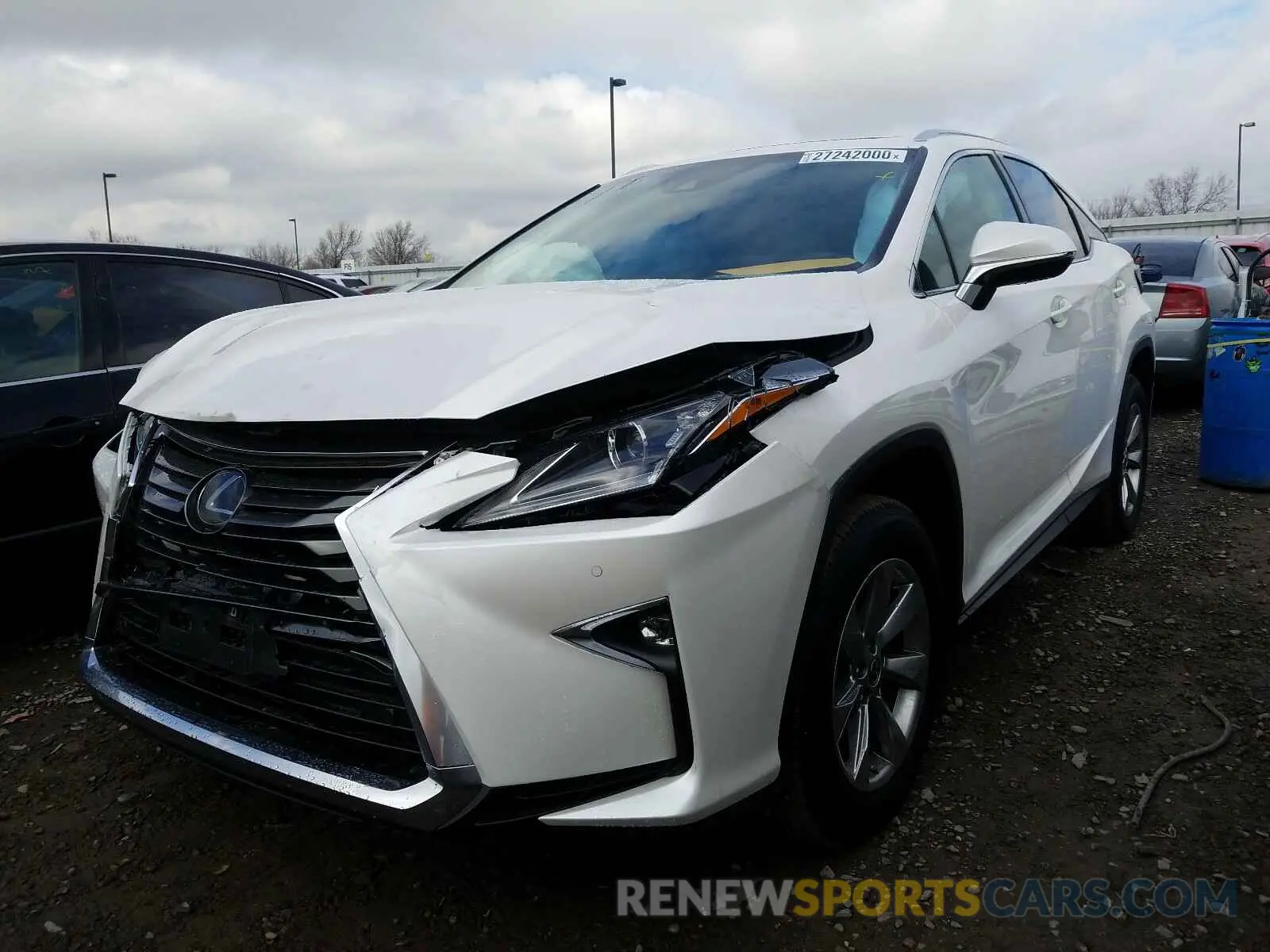 2 fotografías del automóvil dañado 2T2BZMCA8KC188135 LEXUS RX 350 BAS 2019