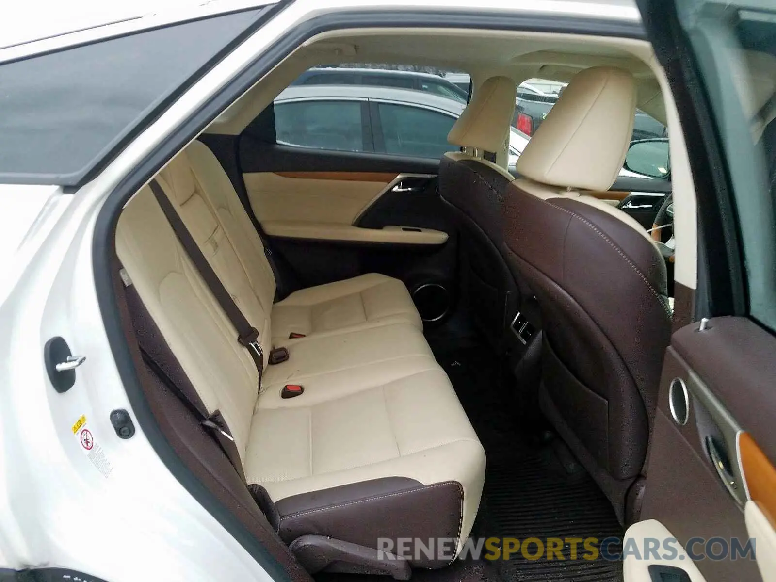 6 fotografías del automóvil dañado 2T2BZMCA9KC203726 LEXUS RX 350 BAS 2019