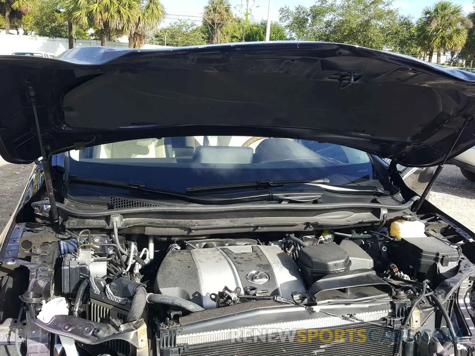7 fotografías del automóvil dañado 2T2ZZMCA1KC119415 LEXUS RX 350 BAS 2019