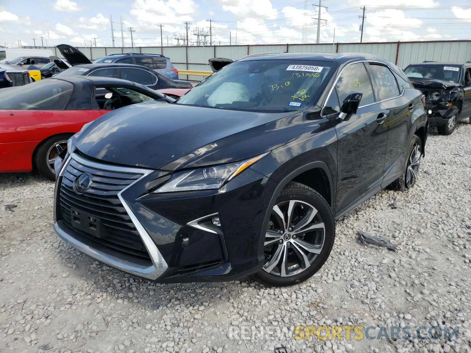 2 fotografías del automóvil dañado 2T2ZZMCA7KC131746 LEXUS RX 350 BAS 2019