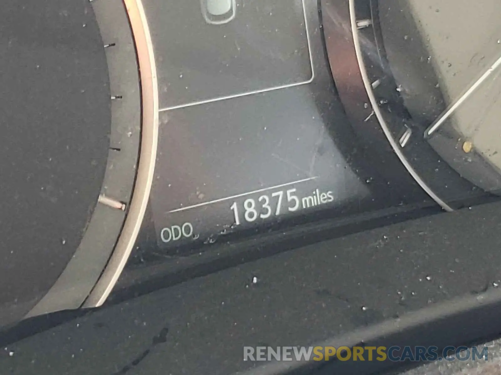8 fotografías del automóvil dañado 2T2ZZMCA7KC131746 LEXUS RX 350 BAS 2019