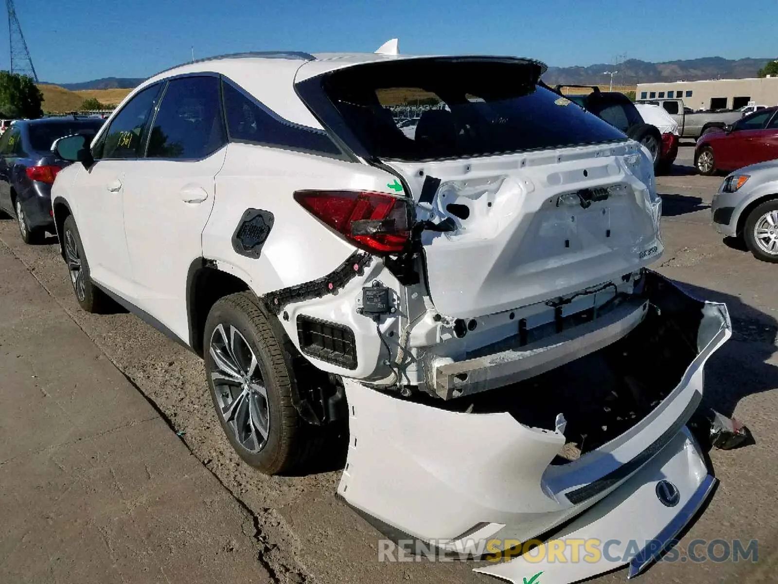 3 fotografías del automóvil dañado JTJBZMCA8K2040342 LEXUS RX 350 BAS 2019
