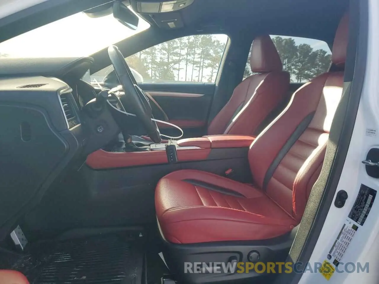 7 fotografías del automóvil dañado 2T2SZMDAXLC235598 LEXUS RX 350 F S 2020