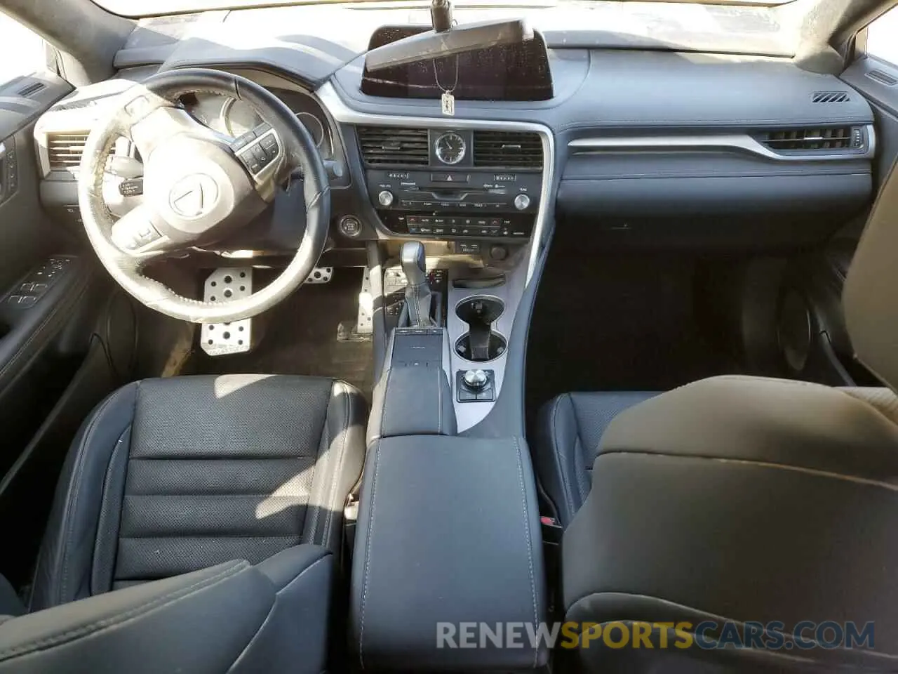 8 fotografías del automóvil dañado 2T2YZMDA3LC256688 LEXUS RX 350 F S 2020
