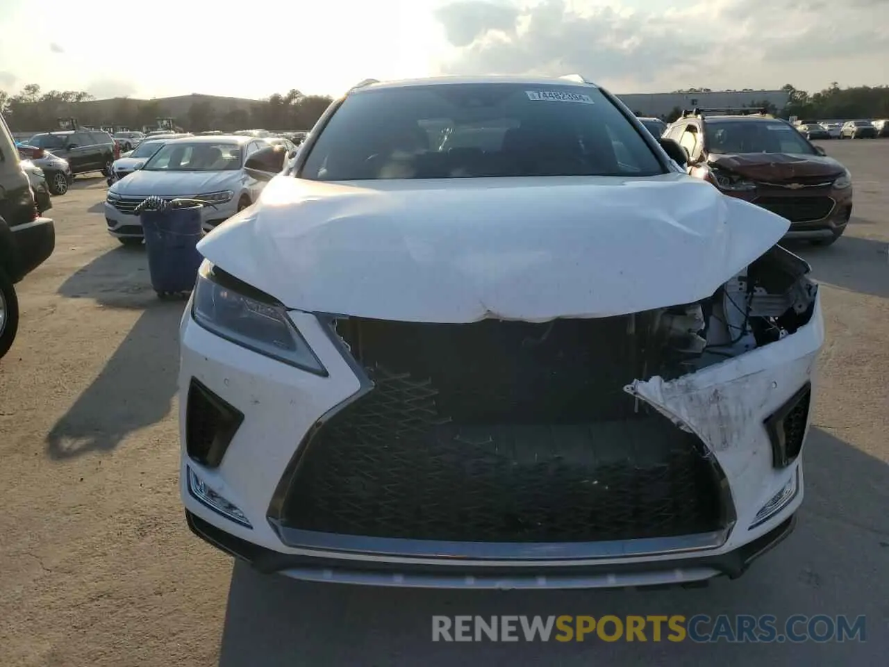 5 fotografías del automóvil dañado 2T2YZMDA1NC346649 LEXUS RX 350 F S 2022