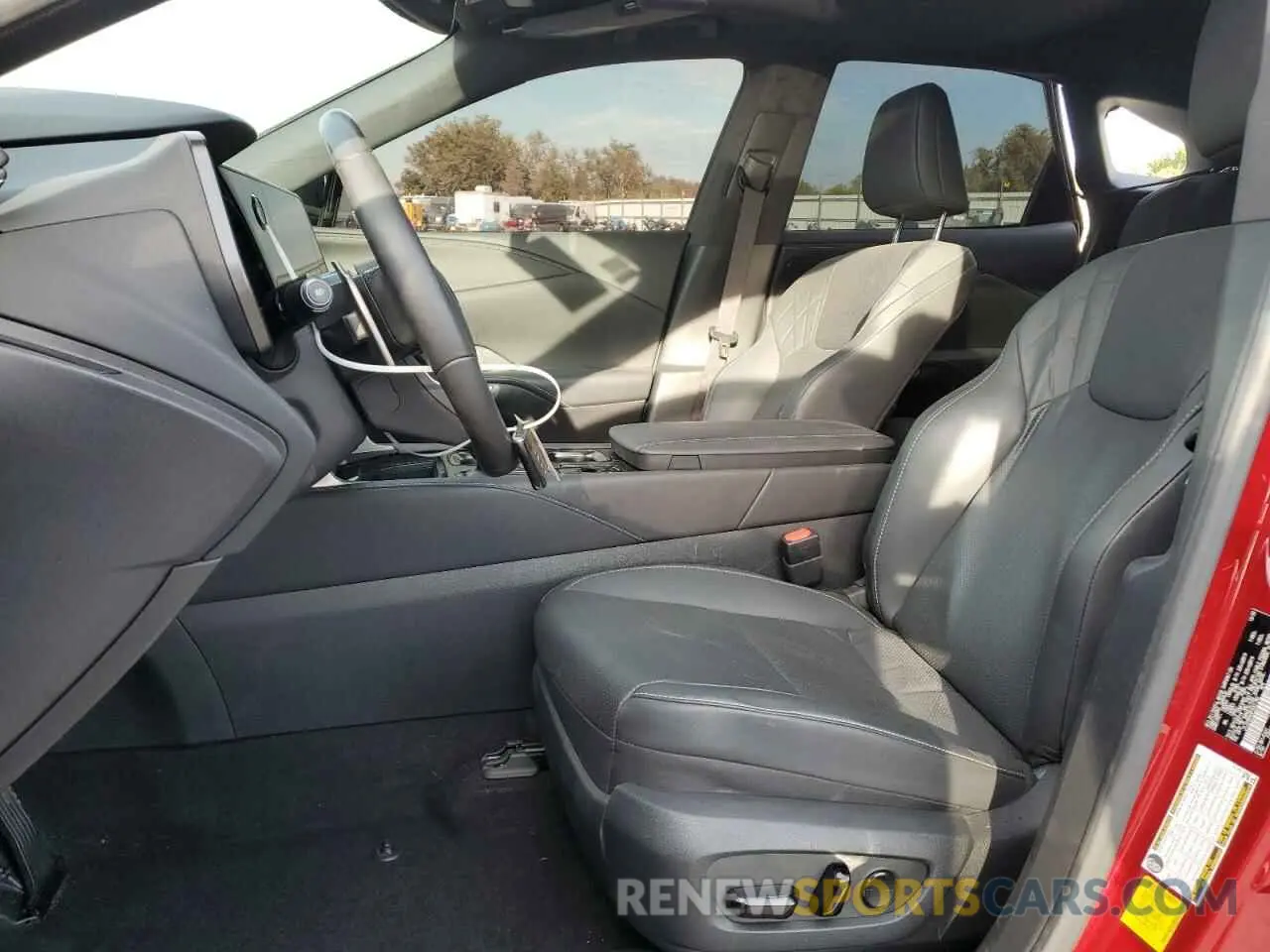 7 fotografías del automóvil dañado JTJCHMAA4P2001782 LEXUS RX 350 PRE 2023