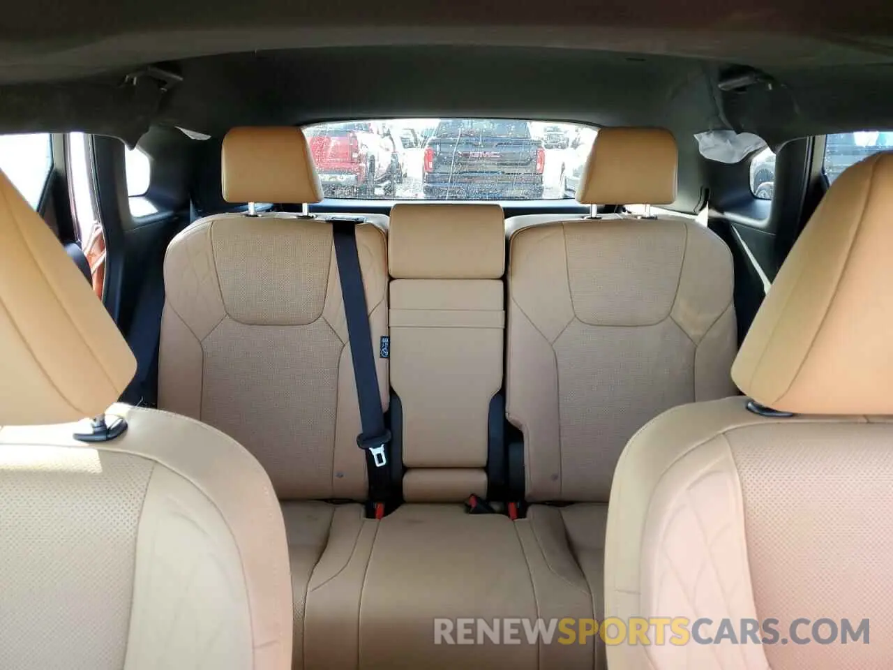 10 fotografías del automóvil dañado JTJCHMAA0R2013642 LEXUS RX 350 PRE 2024