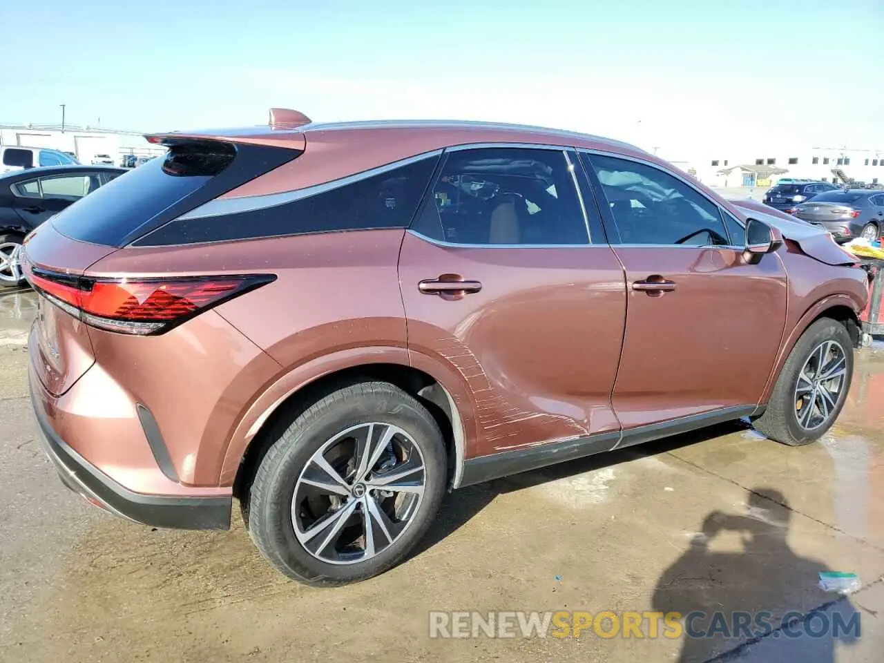 3 fotografías del automóvil dañado JTJCHMAA0R2013642 LEXUS RX 350 PRE 2024