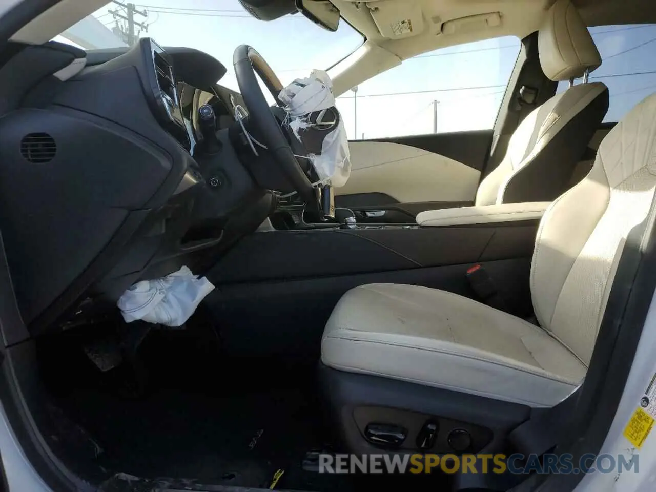 7 fotografías del automóvil dañado JTJCHMAA0R2015035 LEXUS RX 350 PRE 2024