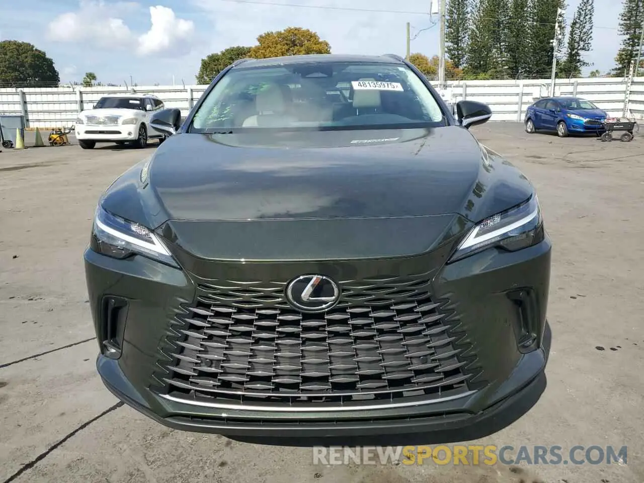 5 fotografías del automóvil dañado JTJCHMAA3R2013988 LEXUS RX 350 PRE 2024