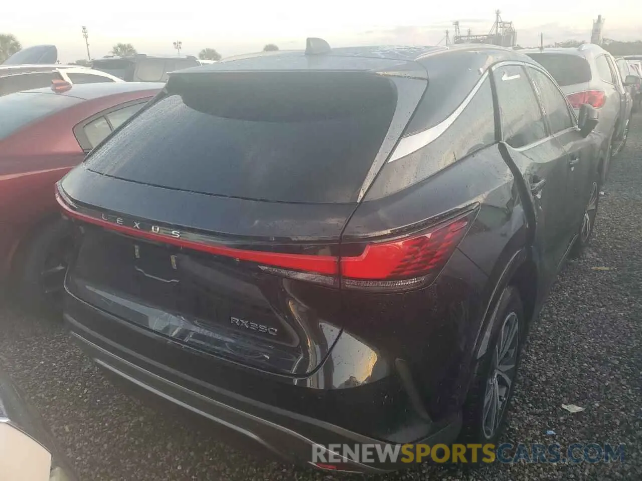 6 fotografías del automóvil dañado JTJCHMAA5R2016827 LEXUS RX 350 PRE 2024