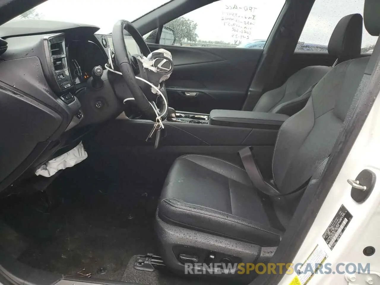7 fotografías del automóvil dañado JTJCHMAA5R2017637 LEXUS RX 350 PRE 2024