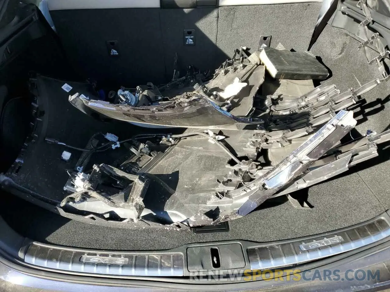 15 fotografías del automóvil dañado JTJCHMAA7R2020524 LEXUS RX 350 PRE 2024