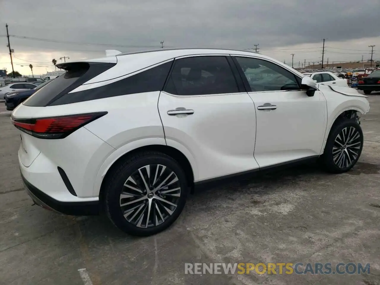 3 fotografías del automóvil dañado JTJCHMAA8R2012500 LEXUS RX 350 PRE 2024