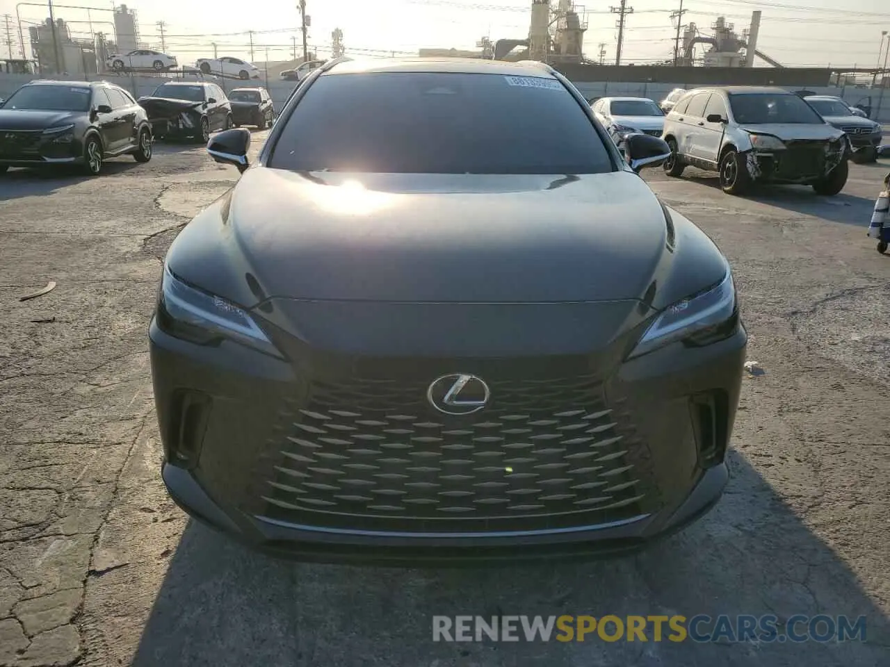 5 fotografías del automóvil dañado JTJCHMAA9R2016894 LEXUS RX 350 PRE 2024