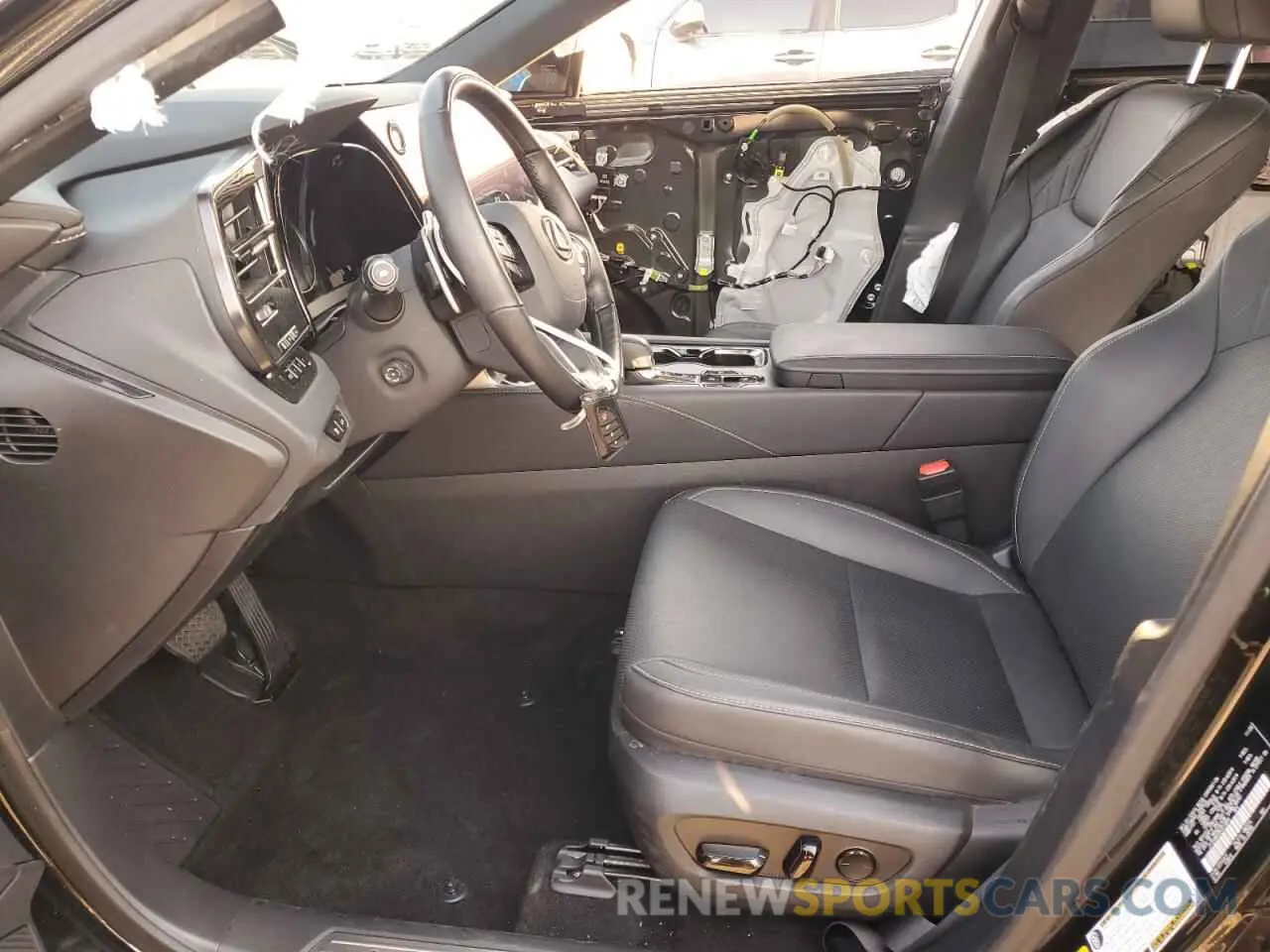 7 fotografías del automóvil dañado JTJCHMAA9R2016894 LEXUS RX 350 PRE 2024