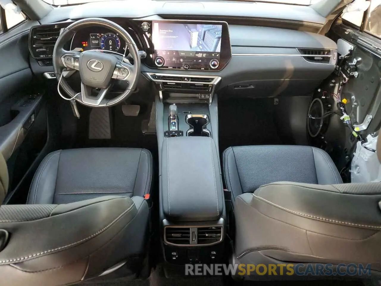 8 fotografías del automóvil dañado JTJCHMAA9R2016894 LEXUS RX 350 PRE 2024
