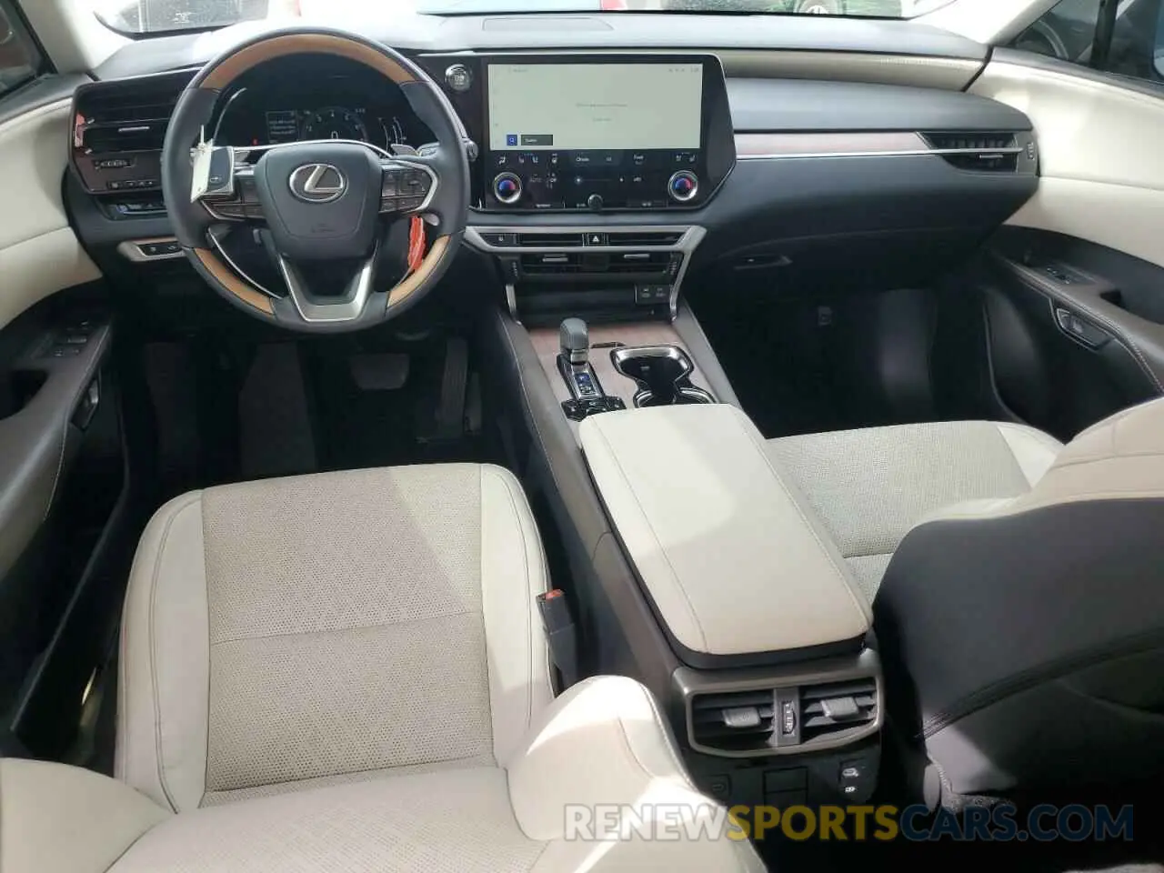 8 fotografías del automóvil dañado JTJCHMAAXR2015902 LEXUS RX 350 PRE 2024