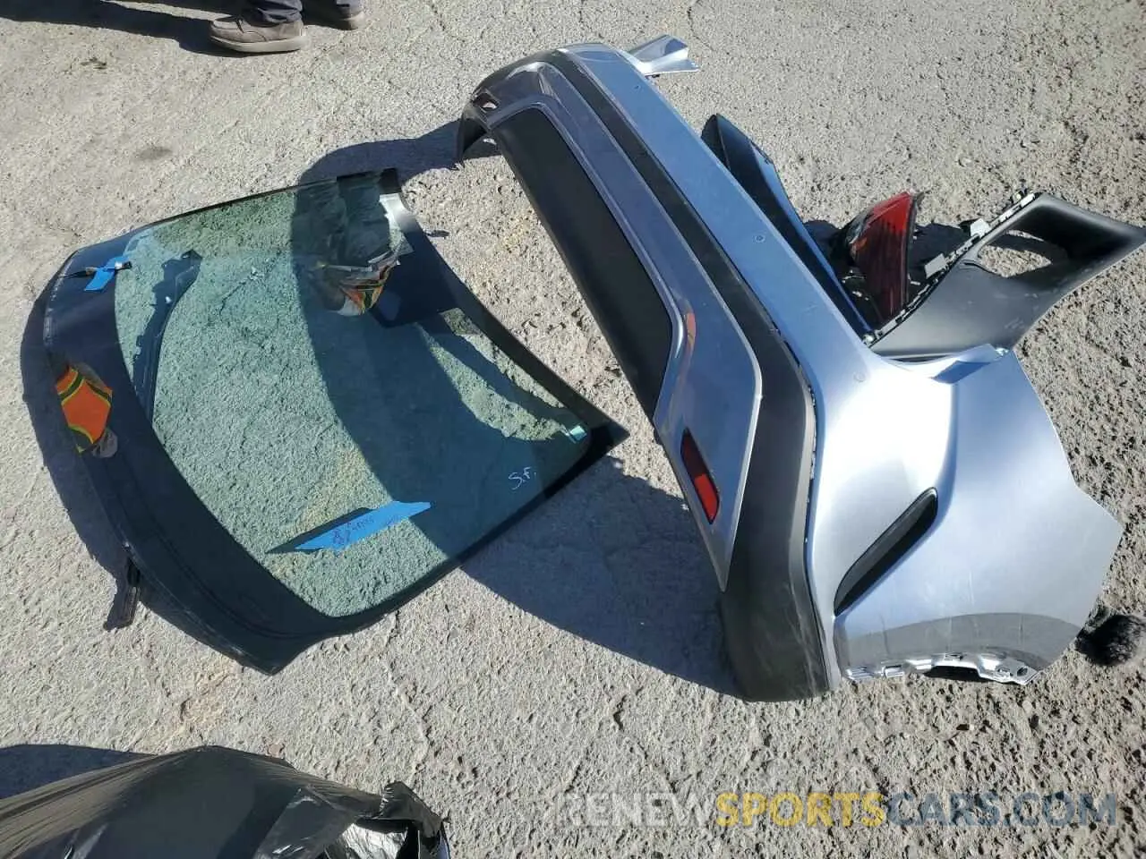 13 fotografías del automóvil dañado JTJCHMAAXR2017181 LEXUS RX 350 PRE 2024
