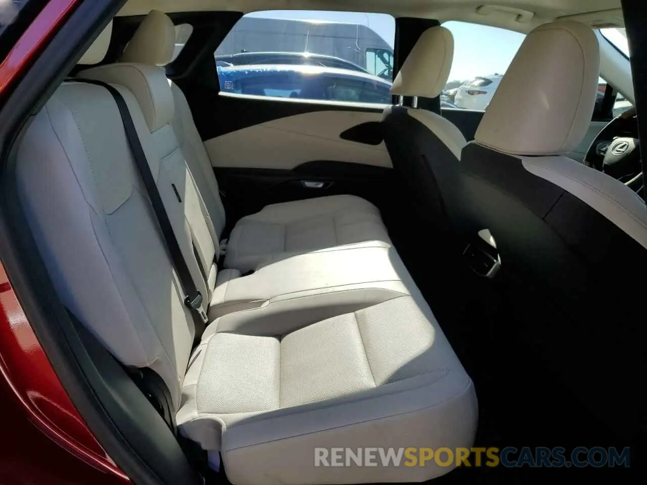 11 fotografías del automóvil dañado JTJCHMAAXR2017598 LEXUS RX 350 PRE 2024