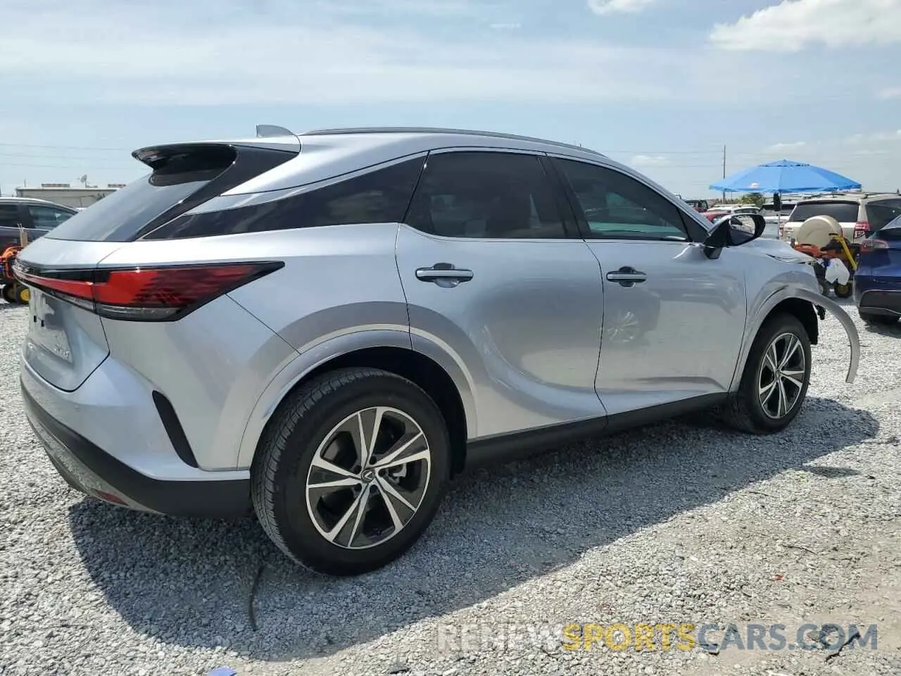 3 fotografías del automóvil dañado JTJCHMAA7S2022313 LEXUS RX 350 PRE 2025