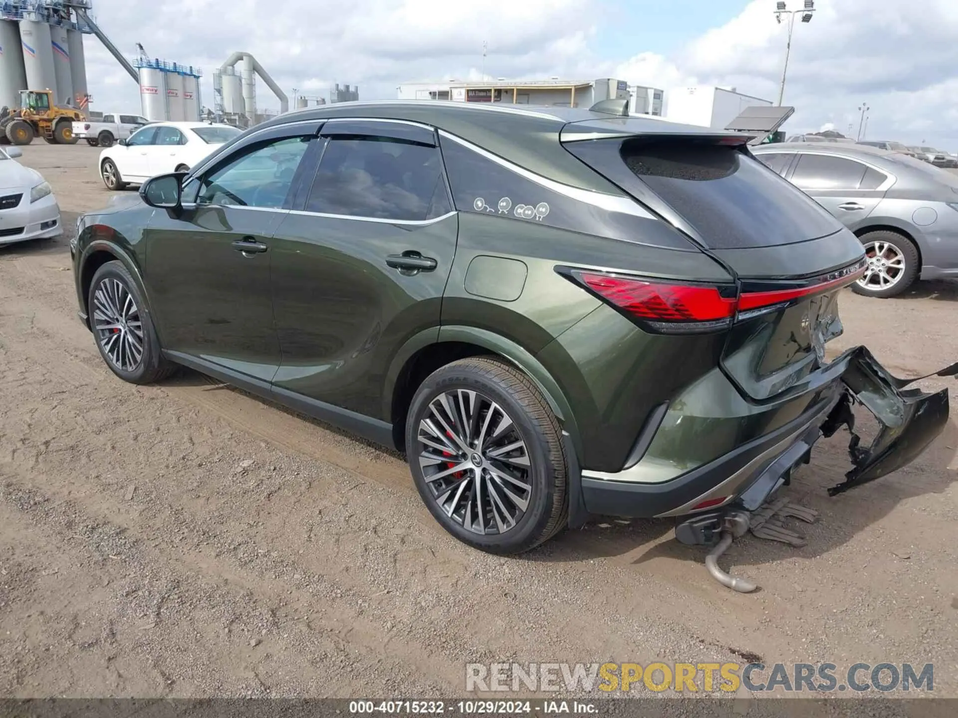3 fotografías del automóvil dañado 2T2BBMCA1PC002463 LEXUS RX 350H 2023