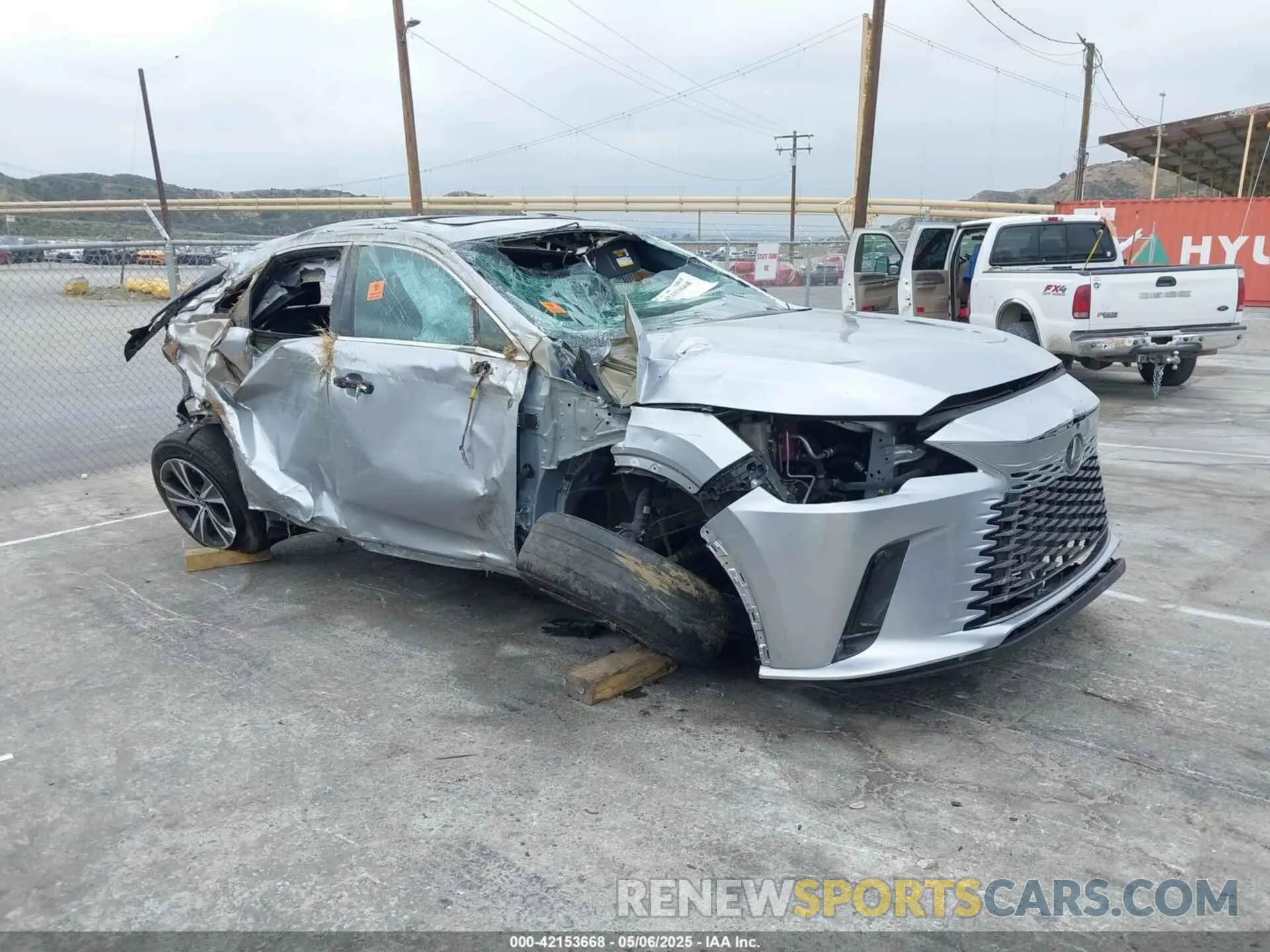 1 fotografías del automóvil dañado 2T2BBMCA1PC011986 LEXUS RX 350H 2023