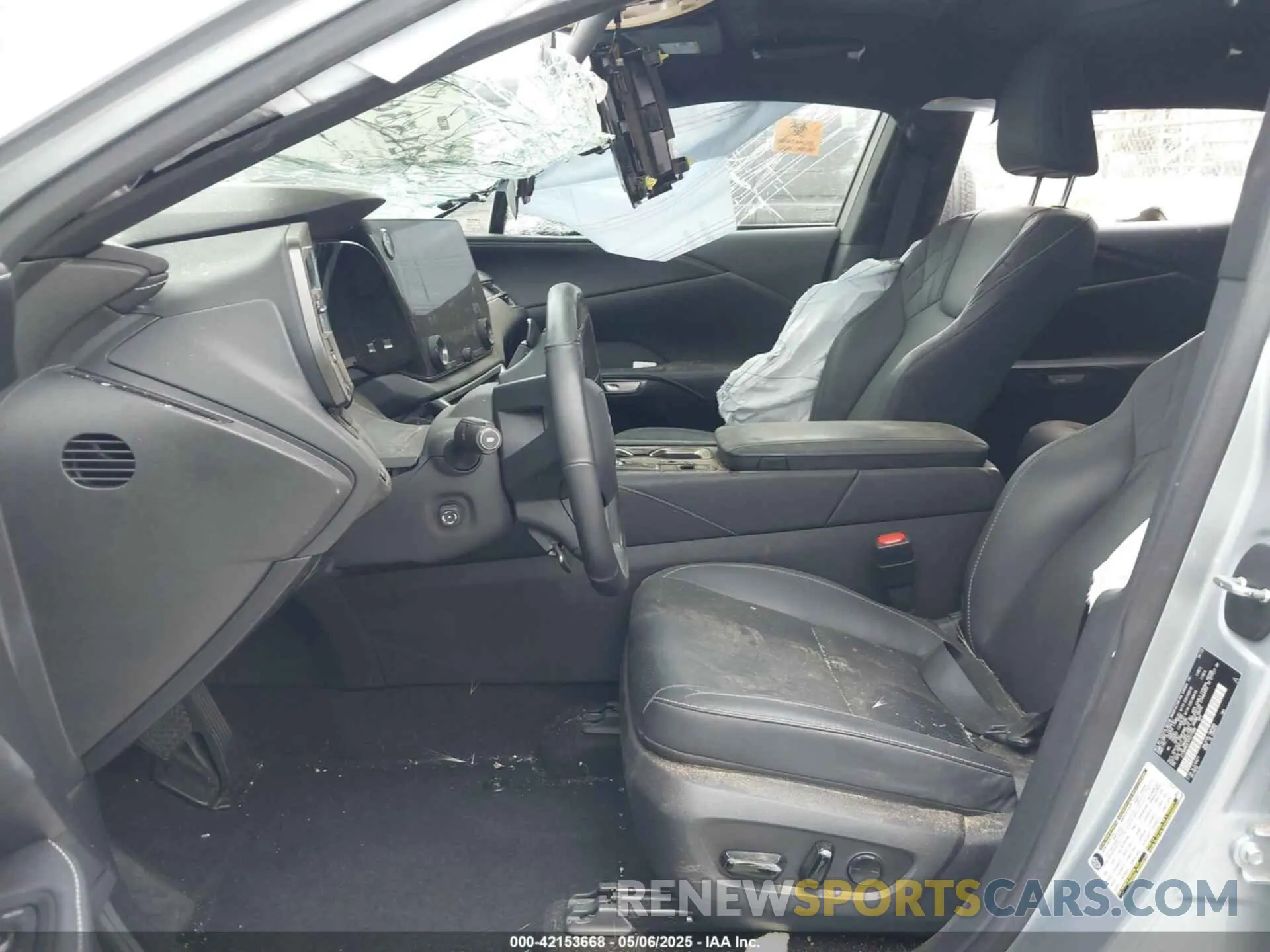 5 fotografías del automóvil dañado 2T2BBMCA1PC011986 LEXUS RX 350H 2023
