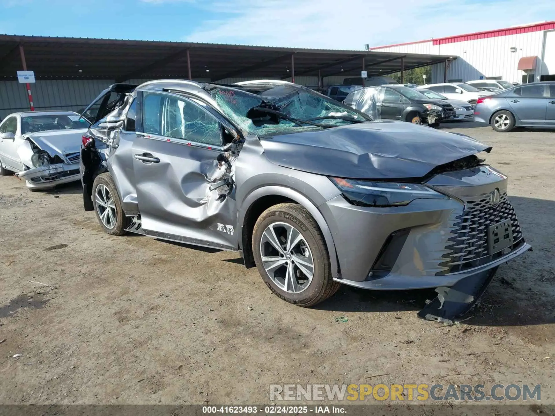 1 fotografías del automóvil dañado 2T2BBMCA2PC002598 LEXUS RX 350H 2023