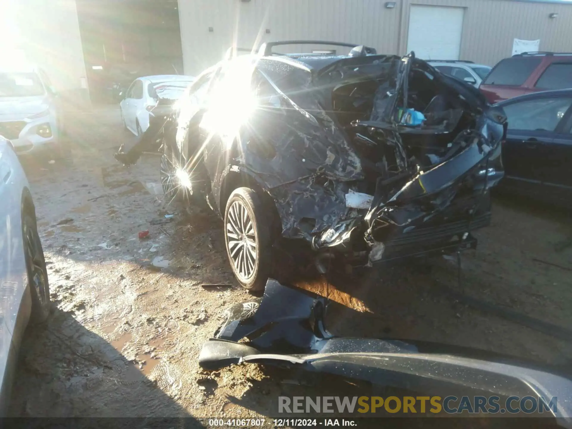 3 fotografías del automóvil dañado 2T2BBMCA4PC013019 LEXUS RX 350H 2023