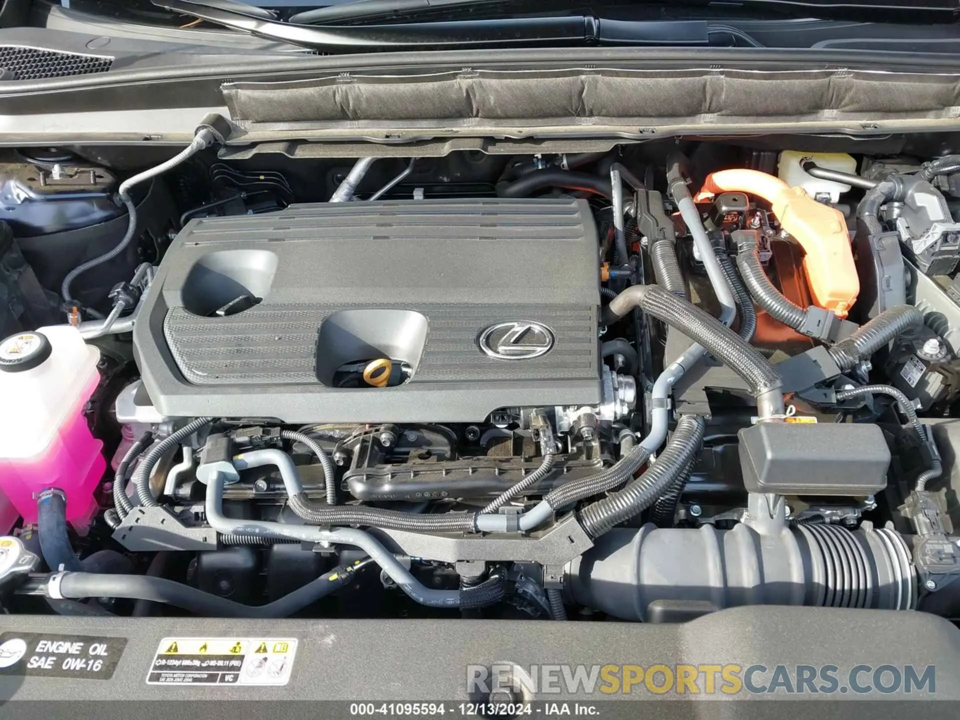 10 fotografías del automóvil dañado 2T2BBMCA4PC017829 LEXUS RX 350H 2023