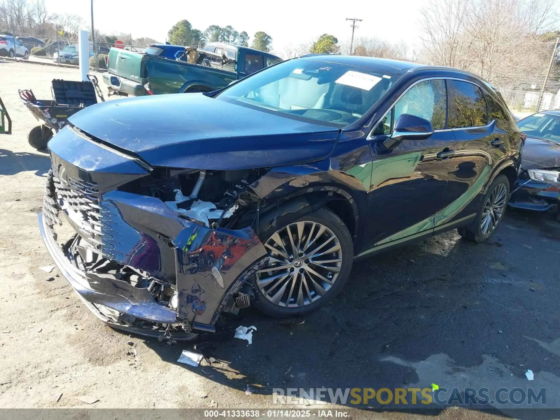 2 fotografías del automóvil dañado 2T2BBMCA6PC021087 LEXUS RX 350H 2023