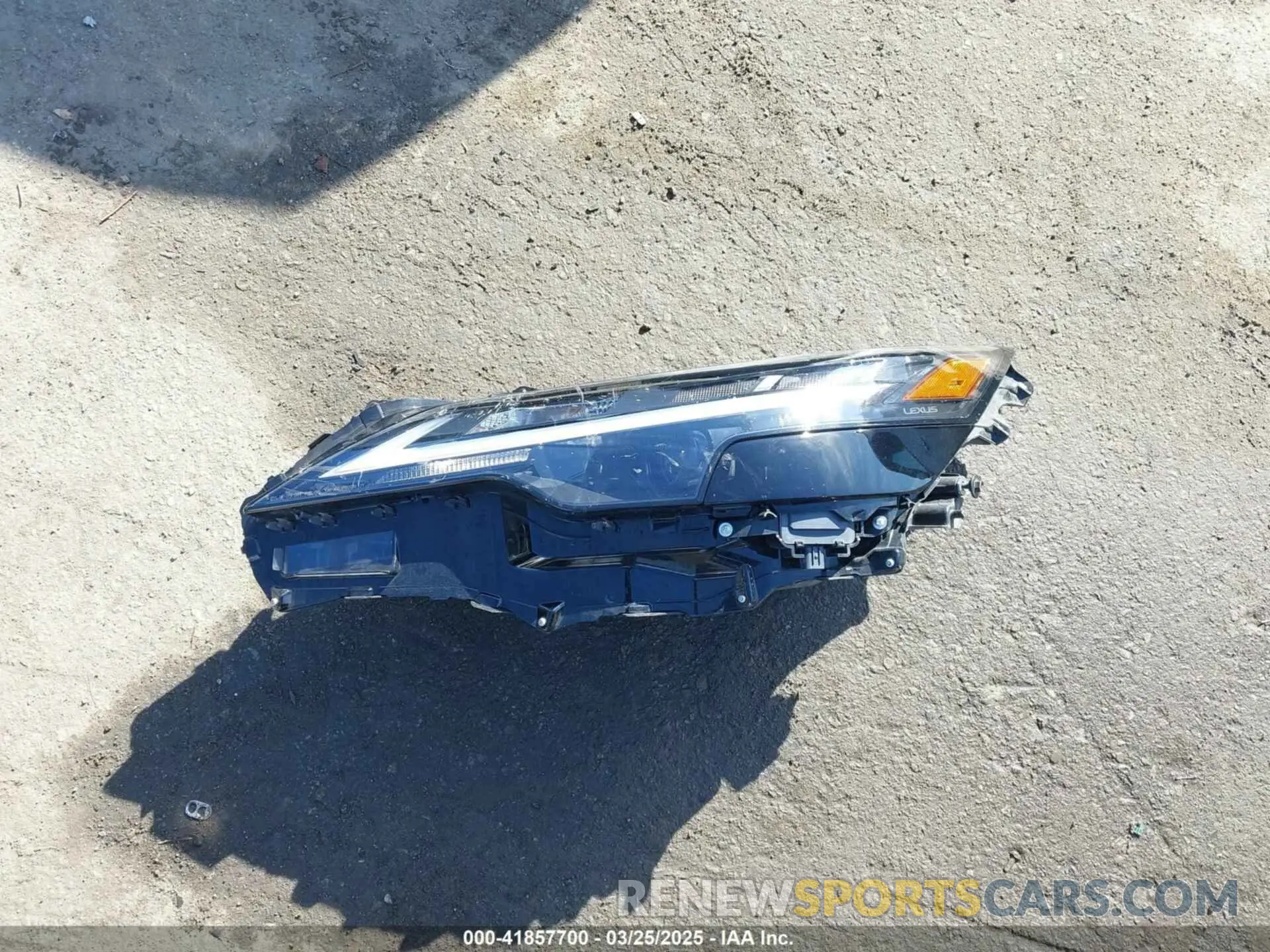 12 fotografías del automóvil dañado 2T2BBMCA7PC008476 LEXUS RX 350H 2023