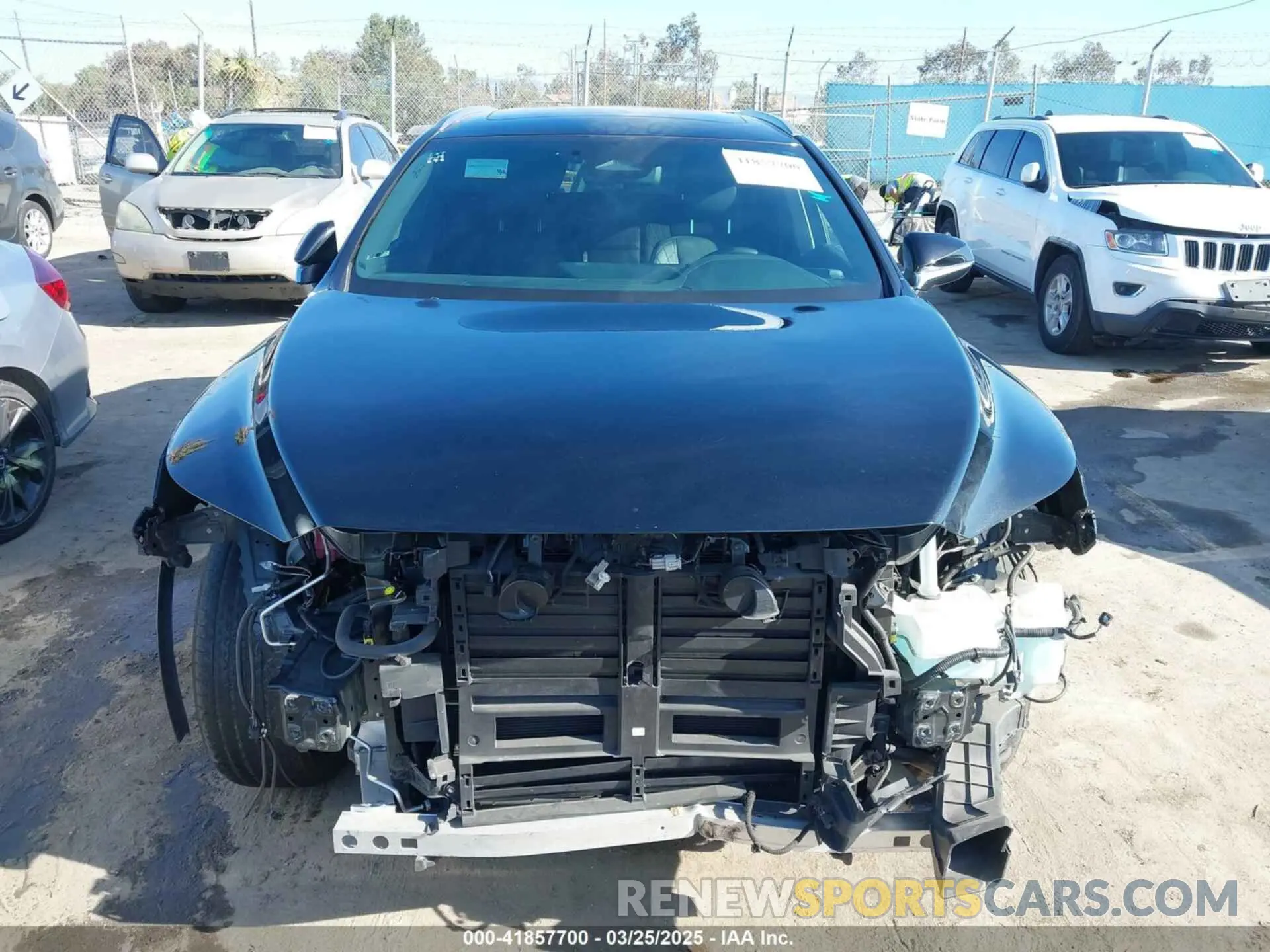 13 fotografías del automóvil dañado 2T2BBMCA7PC008476 LEXUS RX 350H 2023
