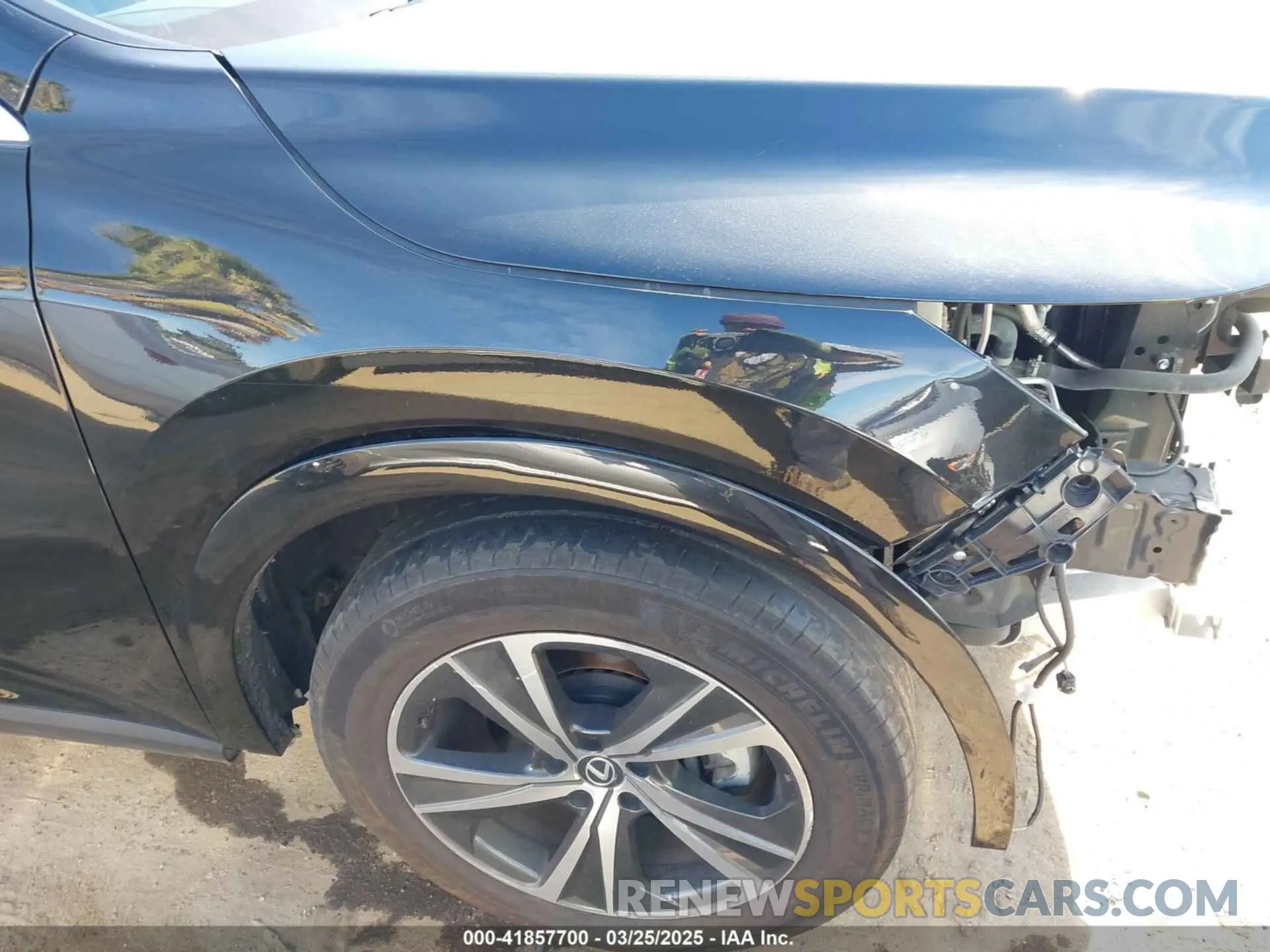 19 fotografías del automóvil dañado 2T2BBMCA7PC008476 LEXUS RX 350H 2023