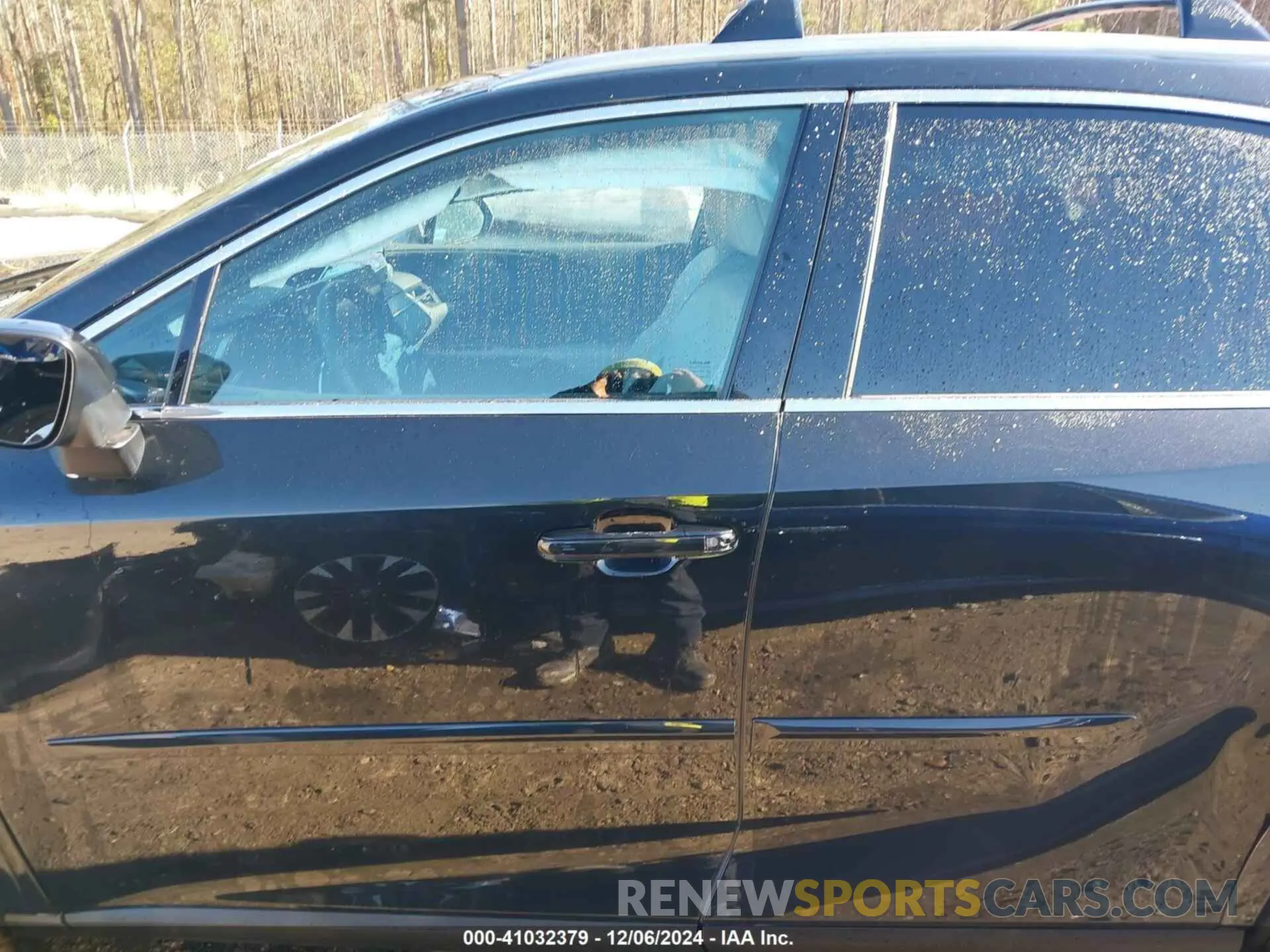 14 fotografías del automóvil dañado 2T2BBMCA8PC006347 LEXUS RX 350H 2023