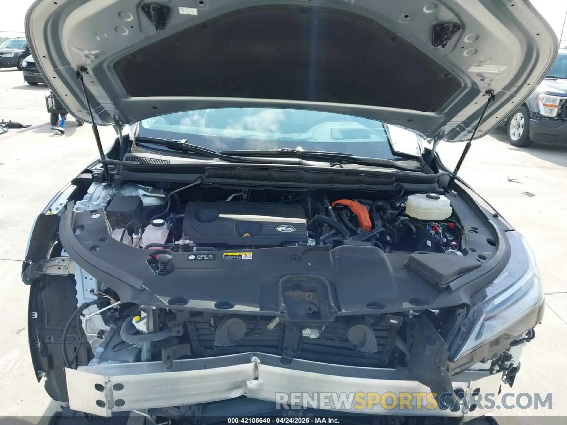 10 fotografías del automóvil dañado 2T2BBMCA8PC022516 LEXUS RX 350H 2023