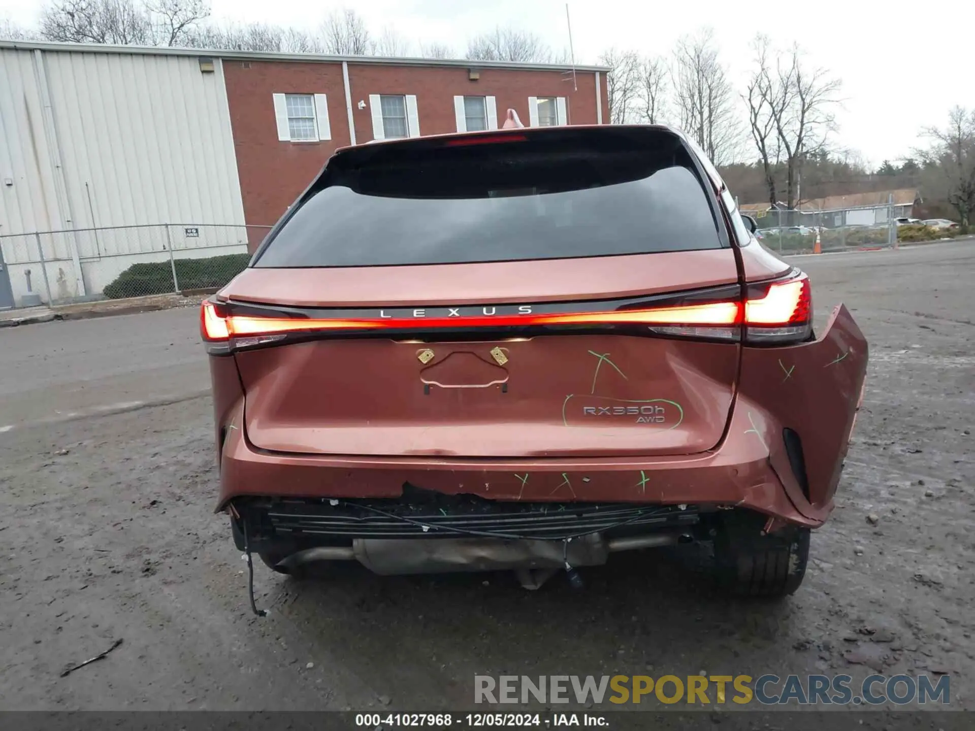 17 fotografías del automóvil dañado 2T2BBMCAXPC018936 LEXUS RX 350H 2023