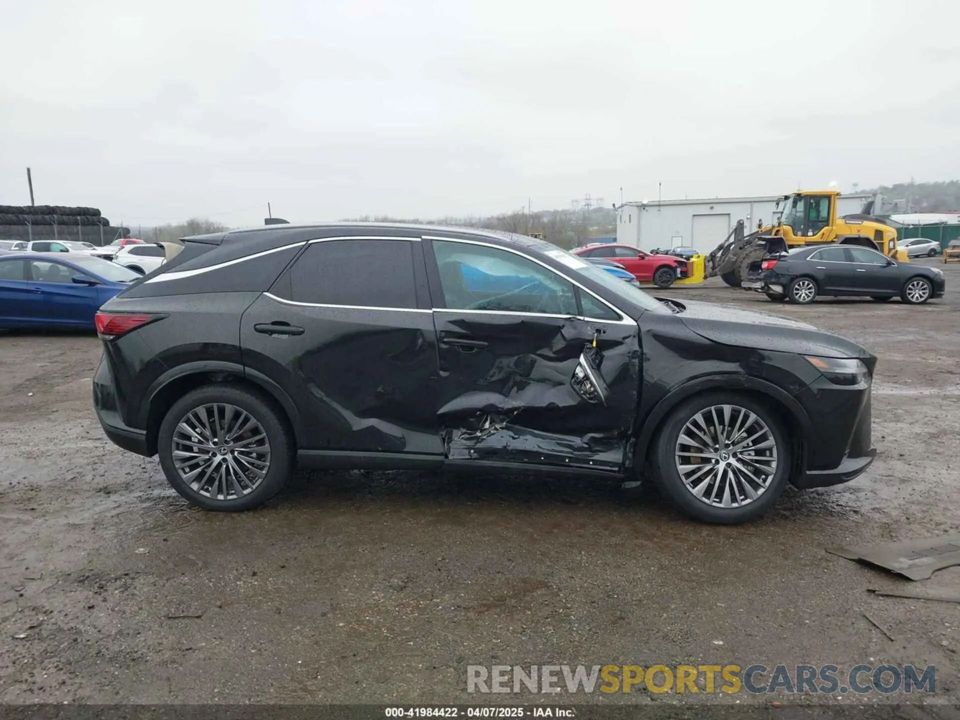 12 fotografías del automóvil dañado 2T2BBMCA2RC029951 LEXUS RX 350H 2024