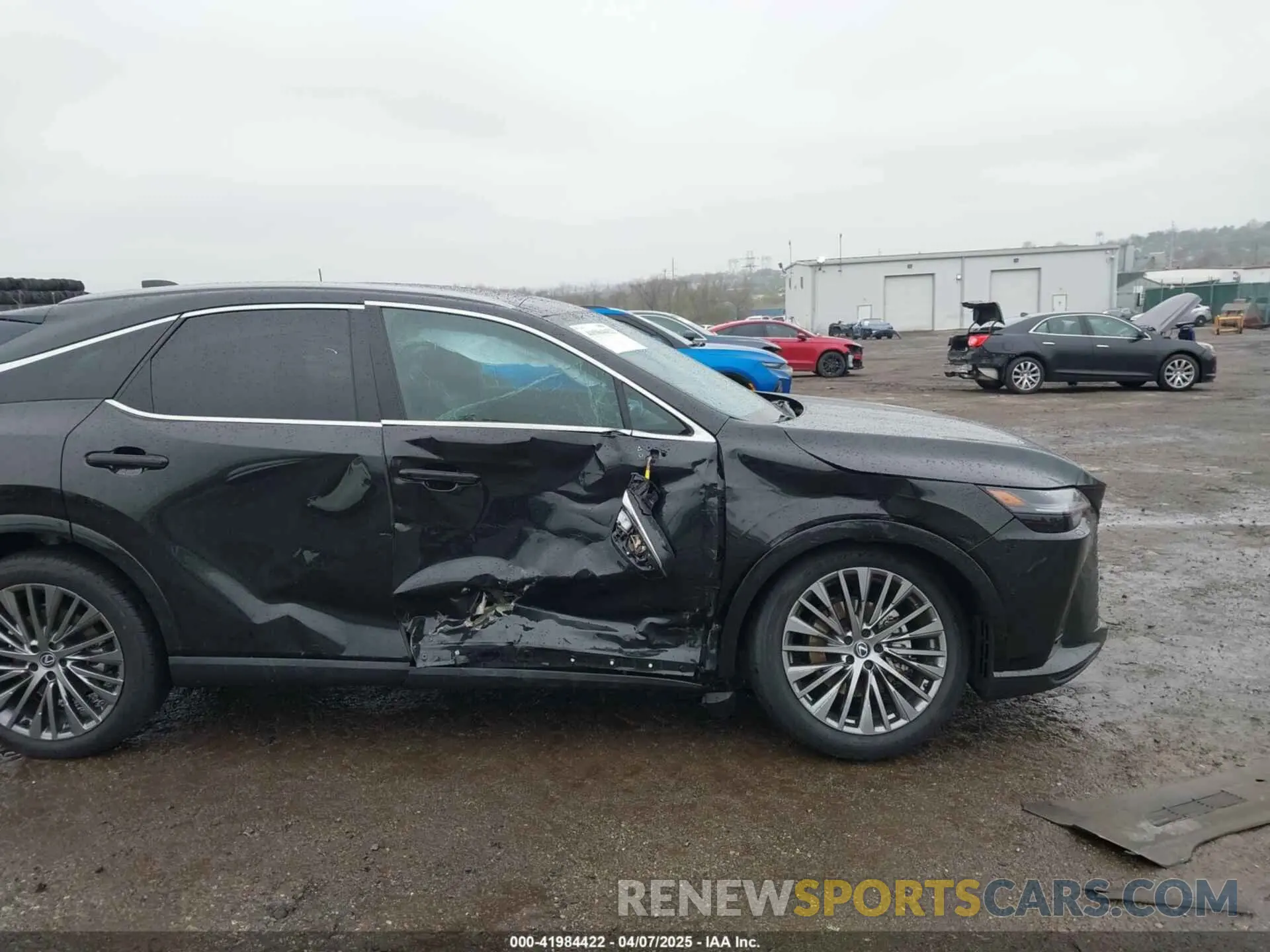 6 fotografías del automóvil dañado 2T2BBMCA2RC029951 LEXUS RX 350H 2024