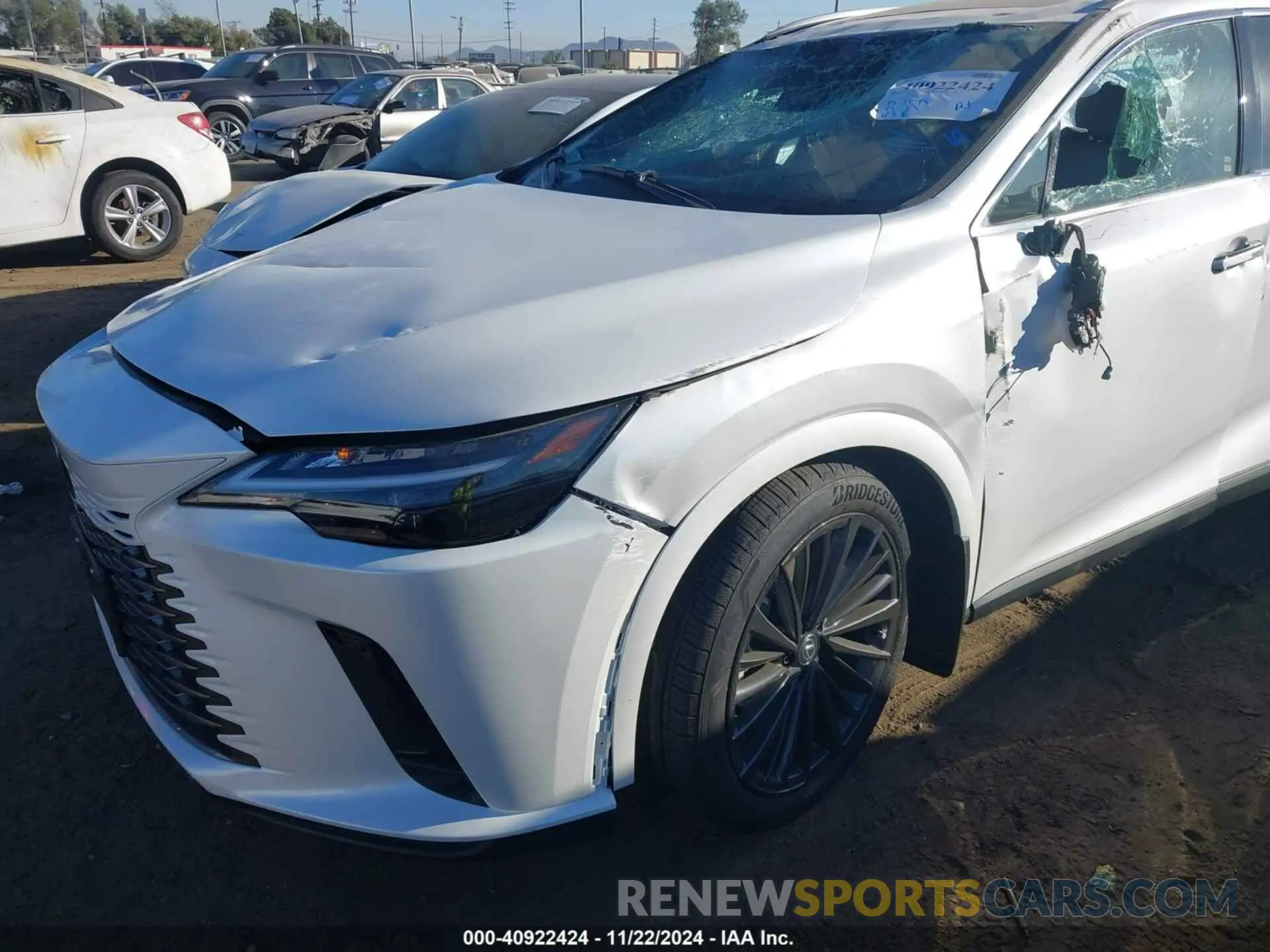6 fotografías del automóvil dañado 2T2BBMCA3RC060822 LEXUS RX 350H 2024