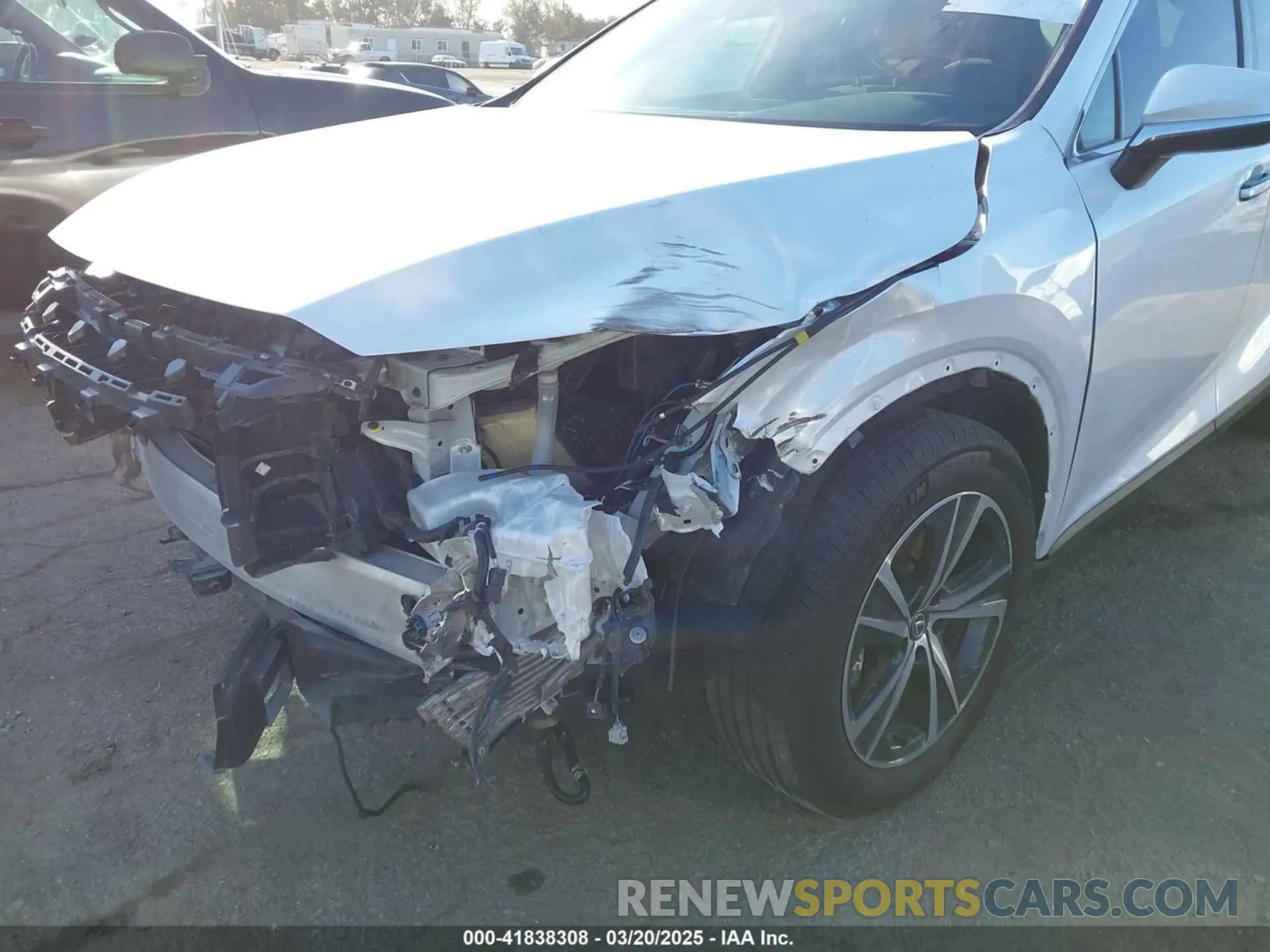 6 fotografías del automóvil dañado 2T2BBMCA4RC025397 LEXUS RX 350H 2024