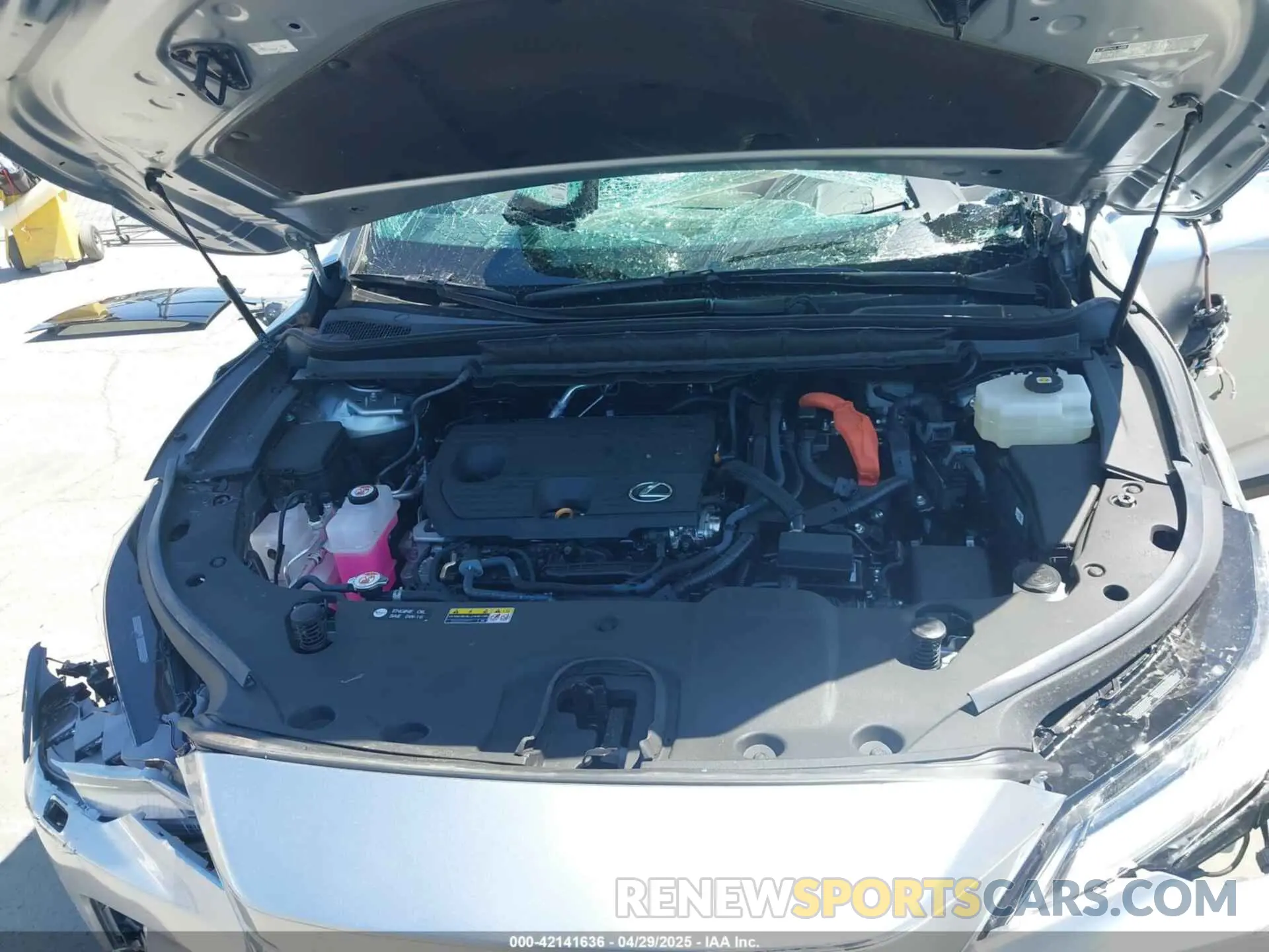 10 fotografías del automóvil dañado 2T2BBMCA7RC048589 LEXUS RX 350H 2024
