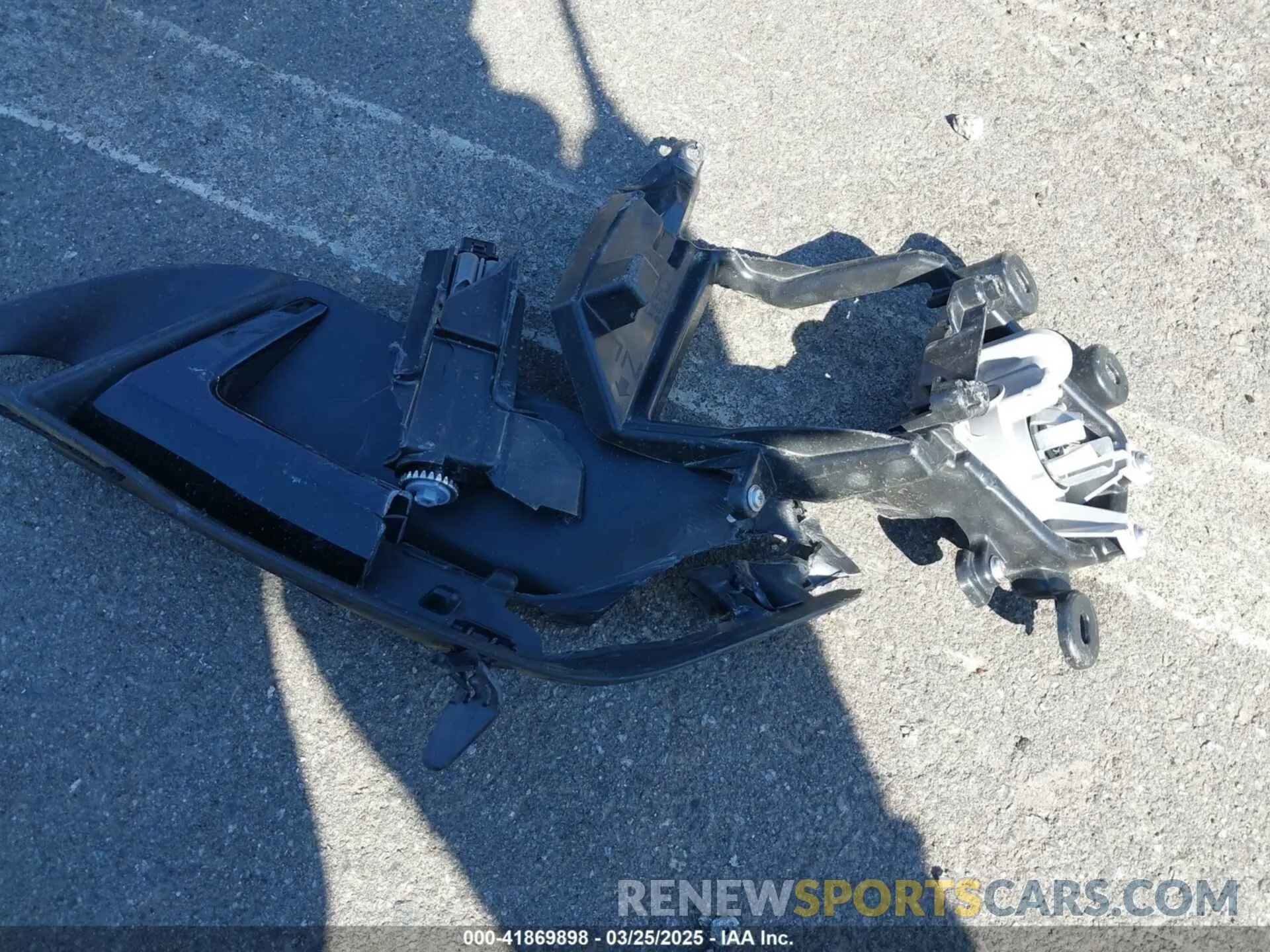 12 fotografías del automóvil dañado 2T2BBMCA7RC056983 LEXUS RX 350H 2024